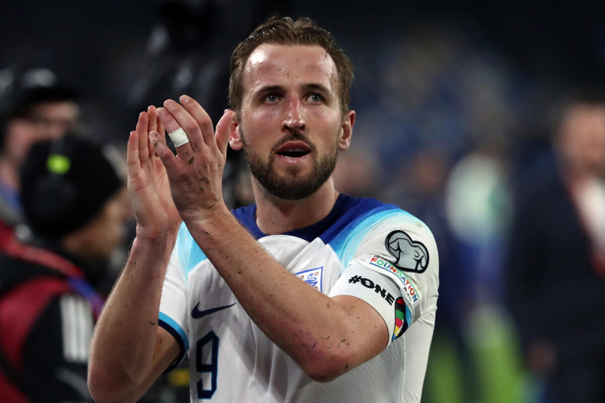 Euro 2024, Inghilterra e Francia le favorite - Naples, Italy 23.03.2023: Harry Kane (ENGLAND) celebrate victory at end of the Uefa European Qualifiers 2024 Group C football match between ITALY VS ENGLAND at Diego Armando Maradona stadium in Naples, Italy.