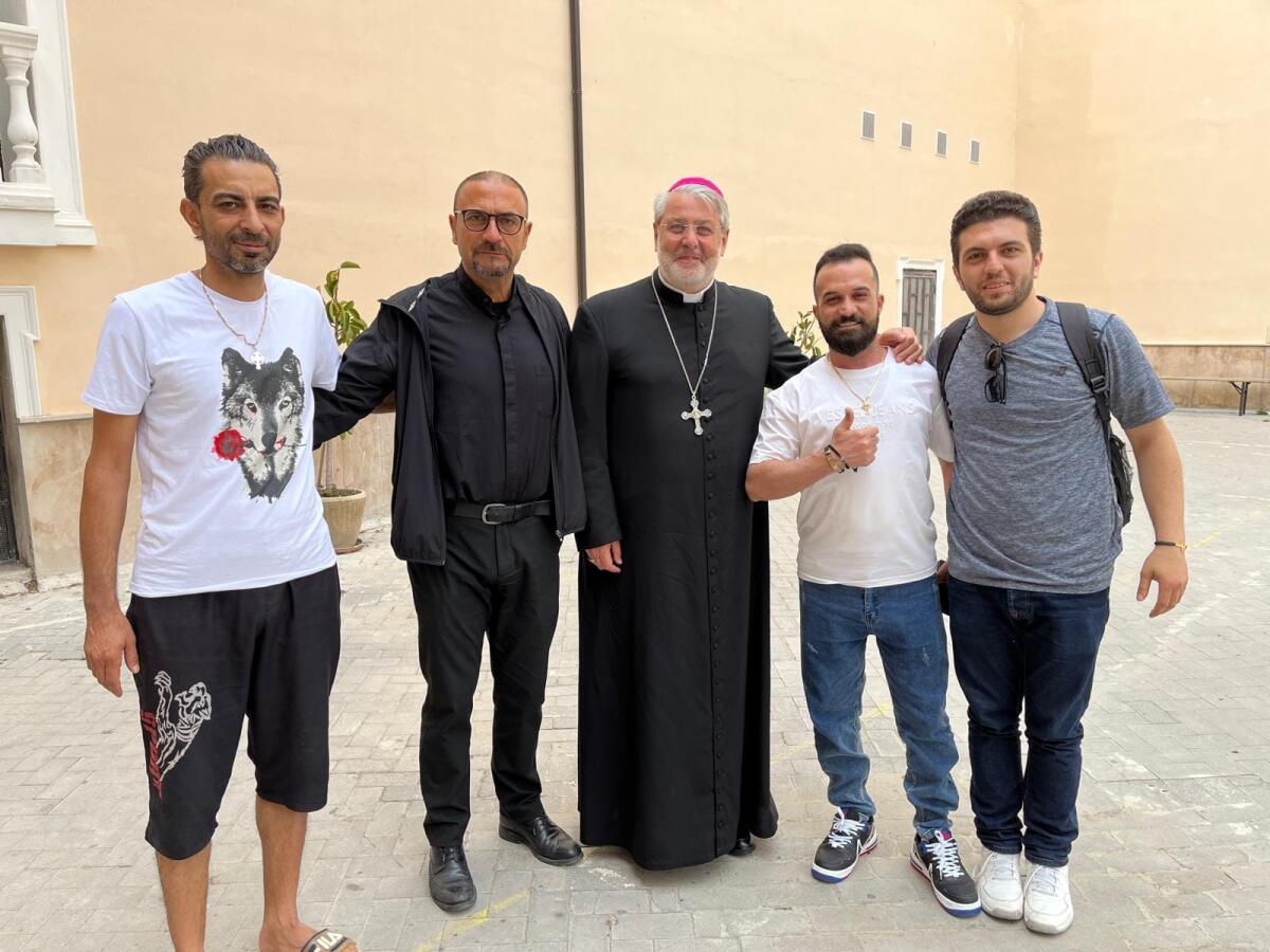 Foggia, Ferretti accoglie due giovani migranti siriani  - 