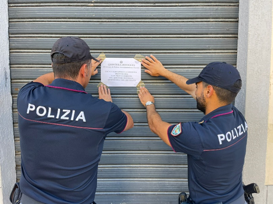 Foggia, la polizia sospende licenze per due esercizi commerciali