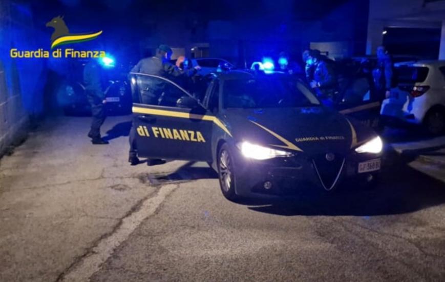 Foggia, tentata estorsione a imprenditore. Tra gli arrestati anche candidato consigliere comunale