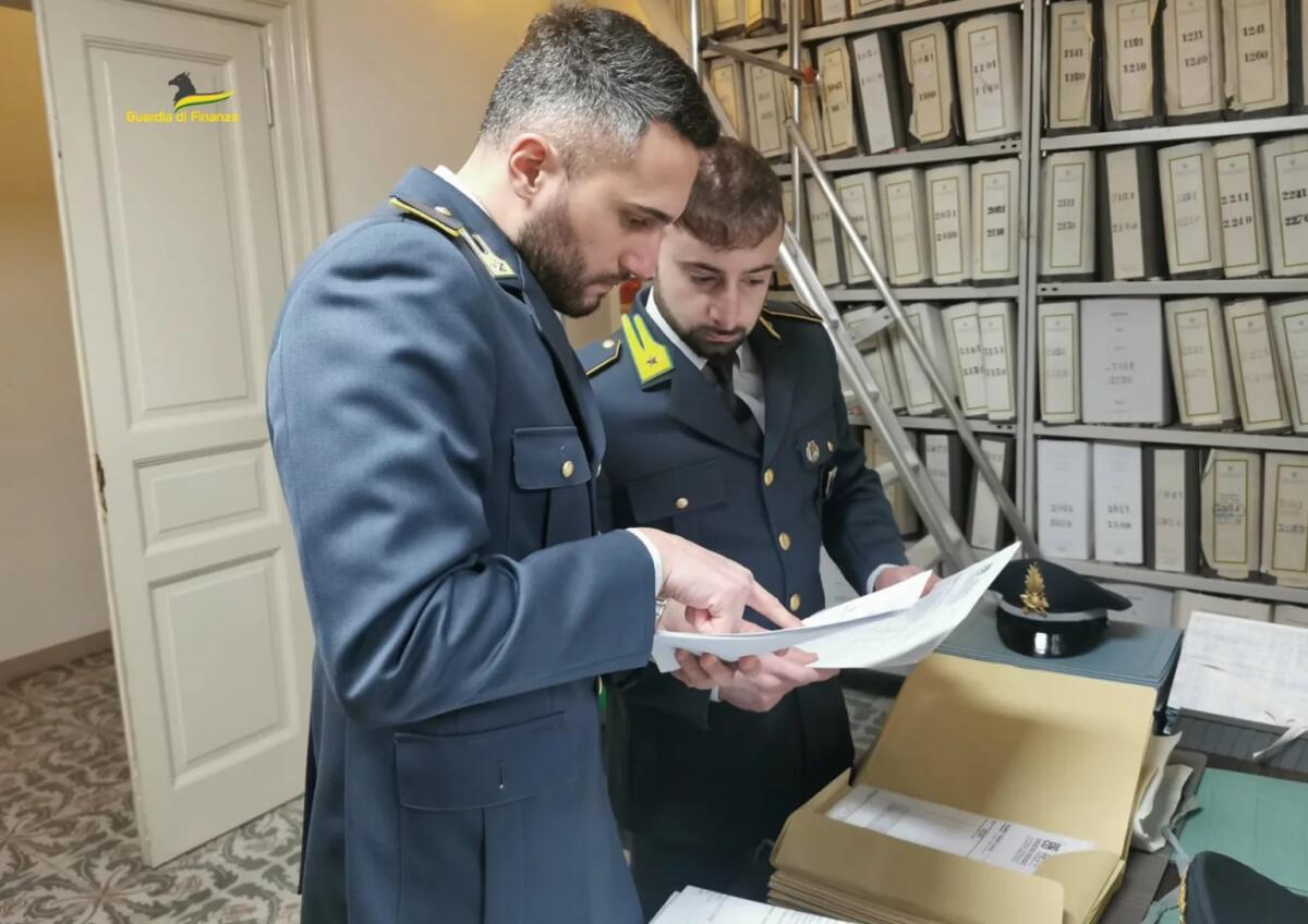 Foggia, scoperto avvocato evasore totale - 