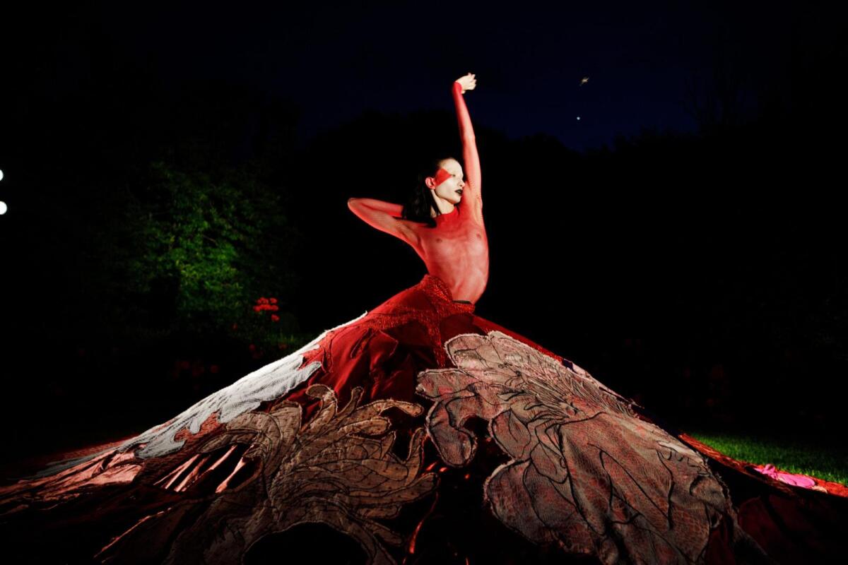“Green Note” chiude la sua quarta edizione con “Wonderland”: spettacolo di danza, moda sostenibile e jazz in Foresta Umbra - 