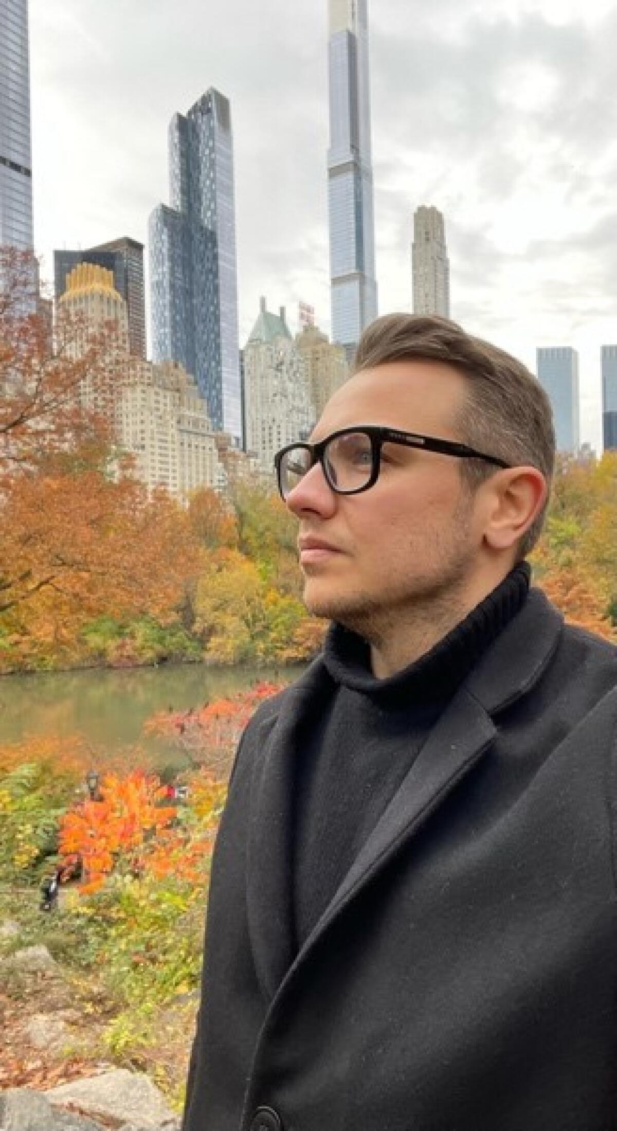 Federico Tosoni: Un imprenditore del marketing tra Londra e Dubai - 
