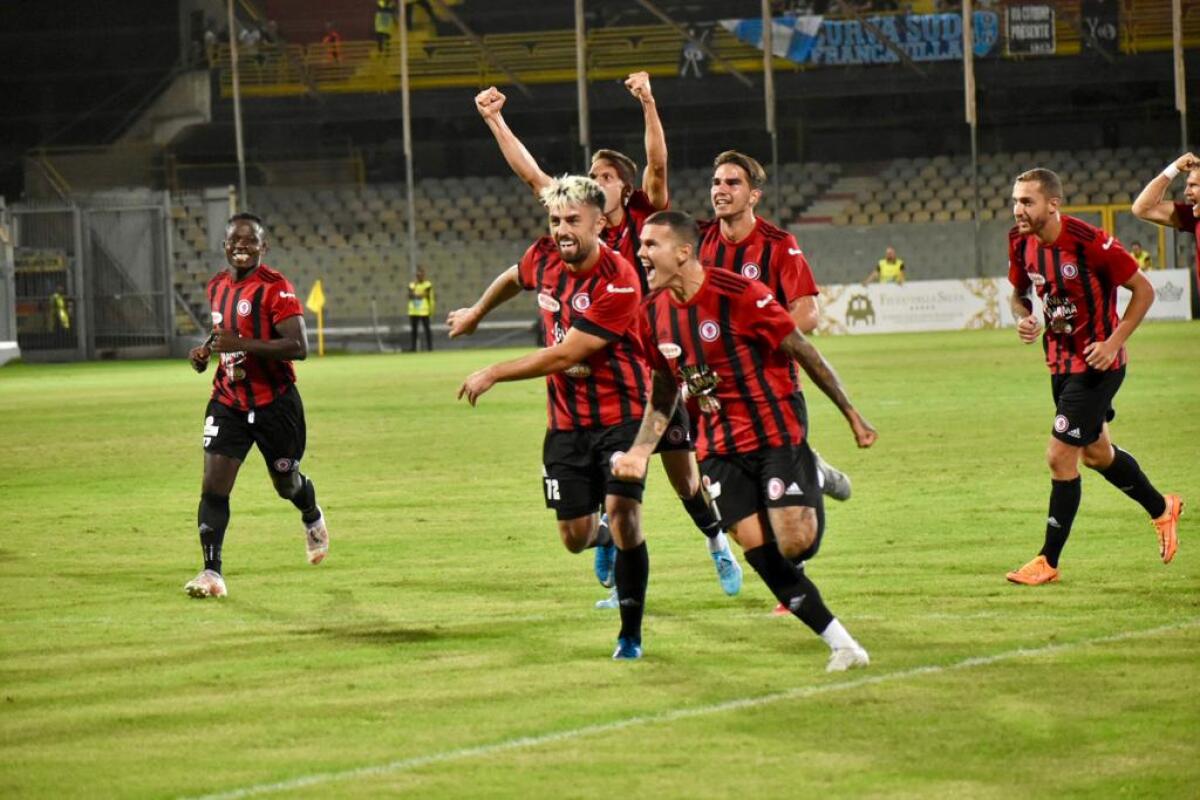 Il Foggia vince il derby con l'Altamura - 