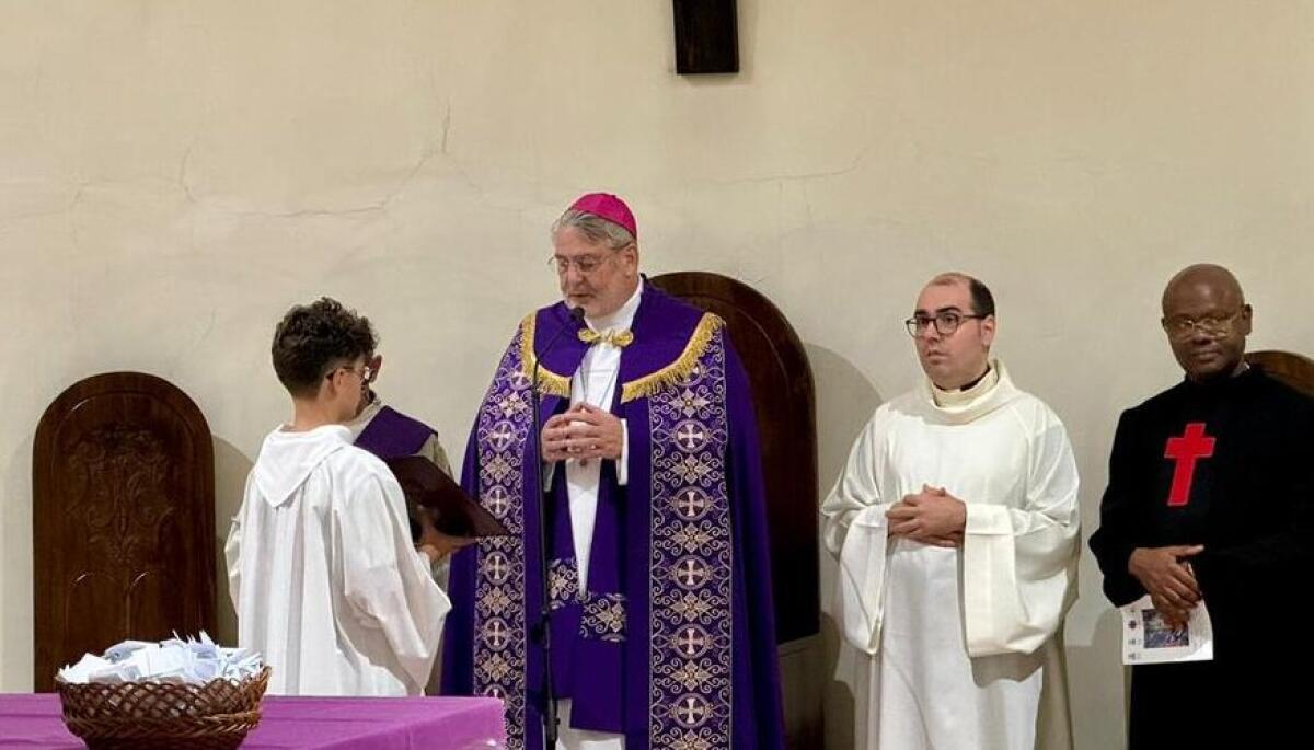 Immigrazione, mons. Ferretti: legittimo desiderio di una vita migliore - 