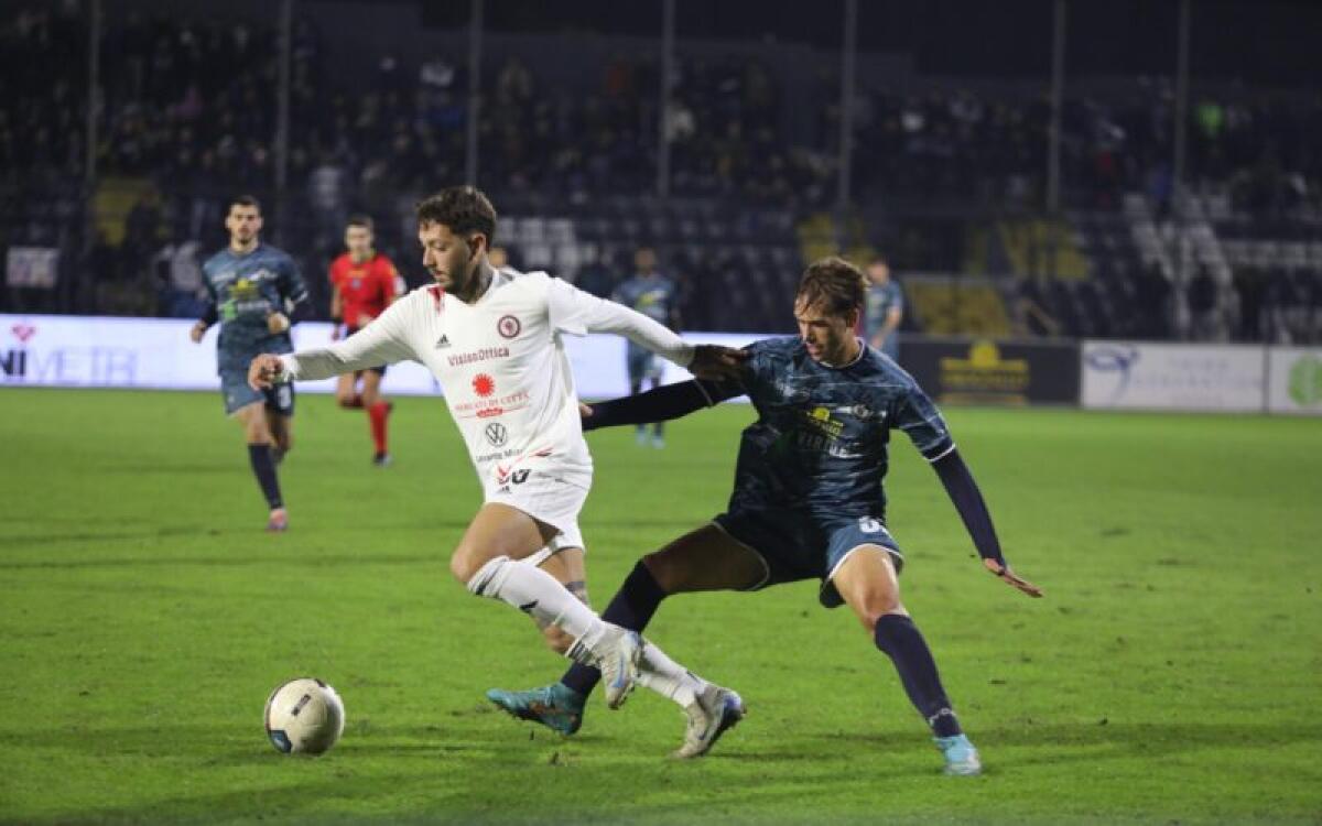 Calcio, il Foggia cade ancora e perde con la Cavese - 