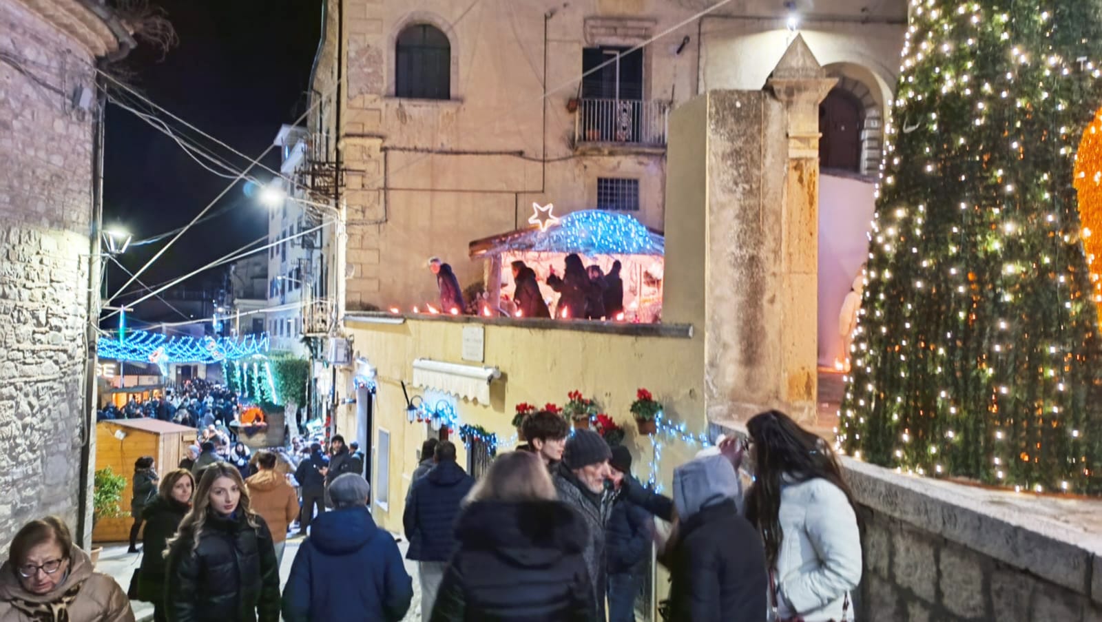 Sant’Agata di Puglia: il 6, il 7 e l’8 dicembre arrivano in paese i Mercatini di Natale. Bove: “Corriera gratuita da Foggia”.
