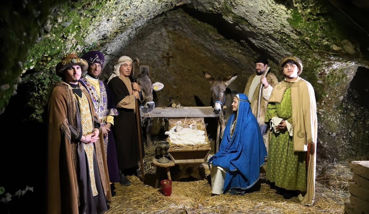 Deliceto, il presepe vivente nel Santuario della Consolazione - 