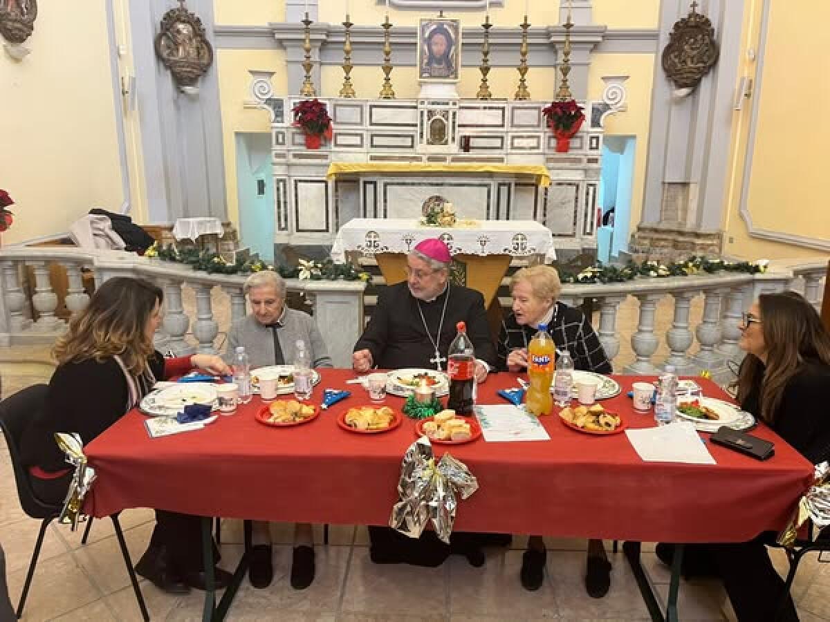 Foggia, mons. Ferretti: orgoglioso di ospitare a Natale gente bisognosa - 
