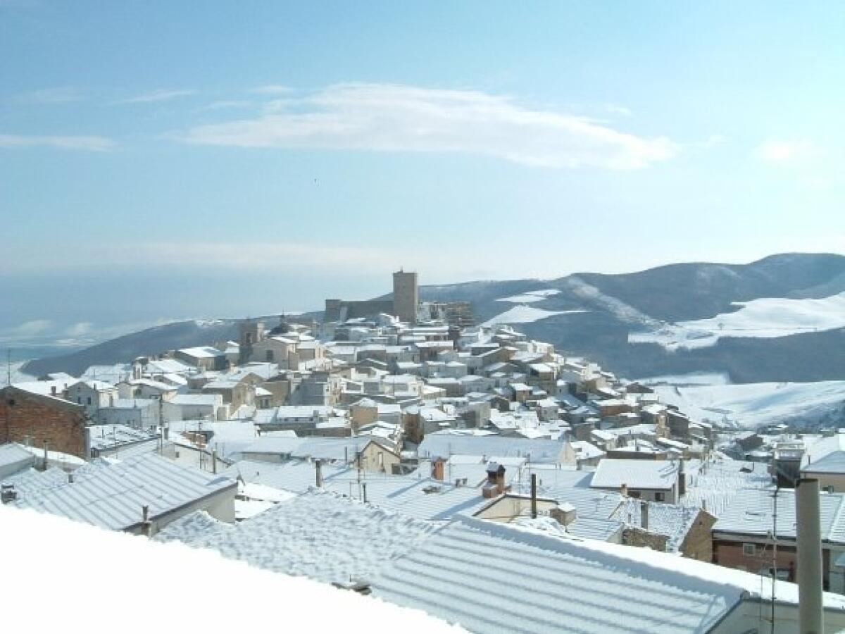 Deliceto, arriva la neve sul villaggio di Natale - 
