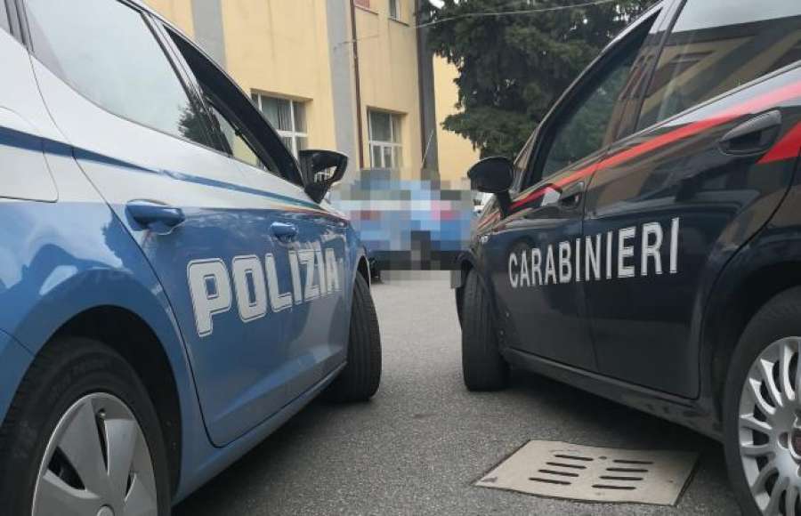 Furto e riciclaggio di auto, arresti nel foggiano