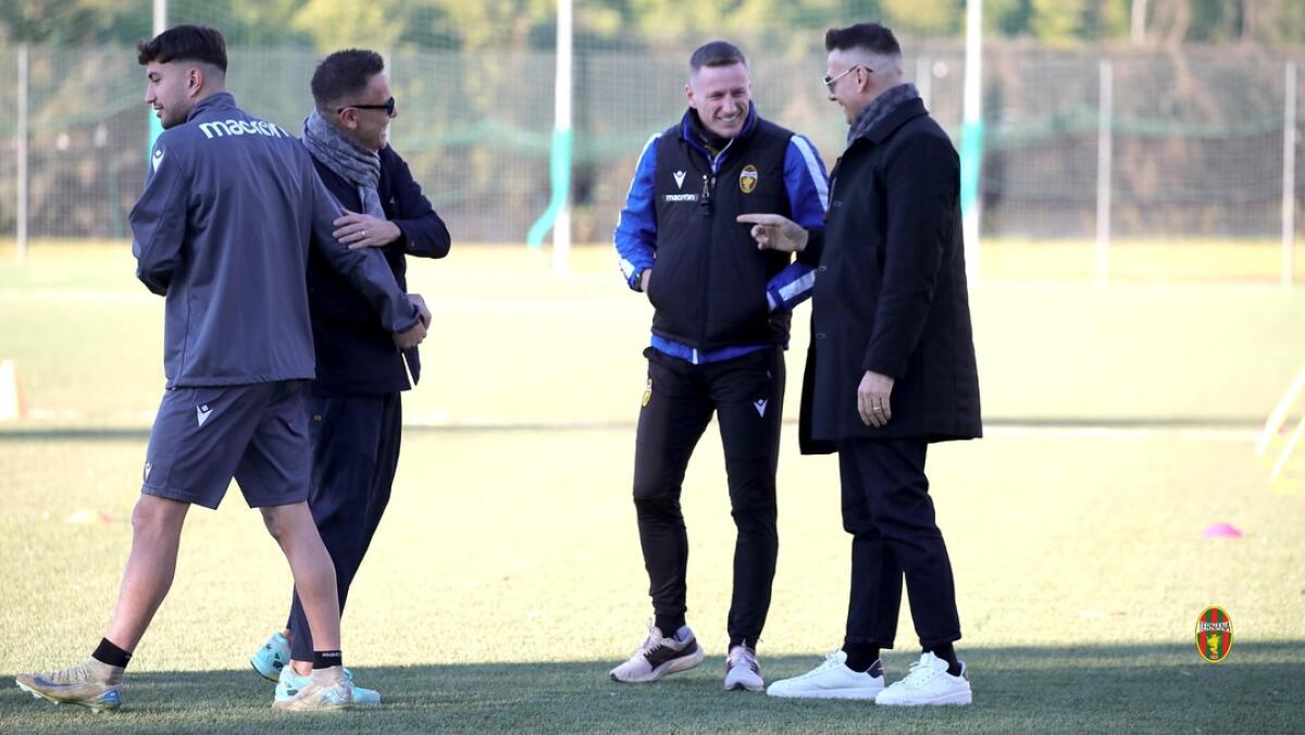 Ternana, che caos: Abate esonerato, Liverani nuovo tecnico poi il dietrofront - 