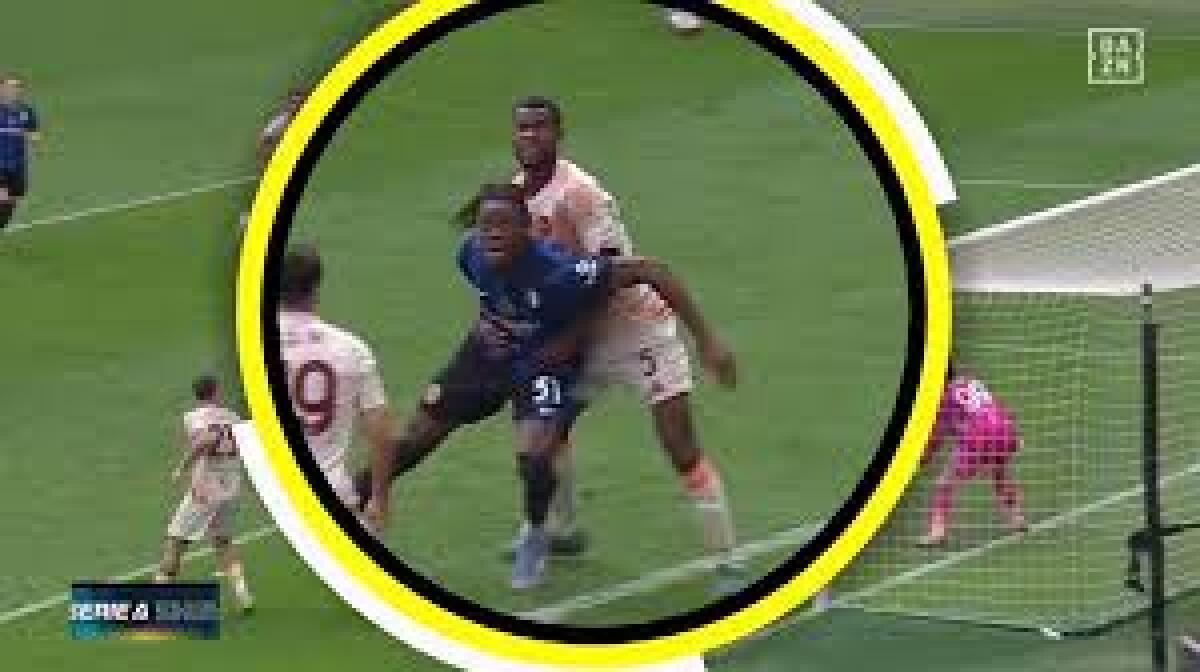 La moviola de la GdS: "Ndicka trattiene Bisseck: era rigore" - 
