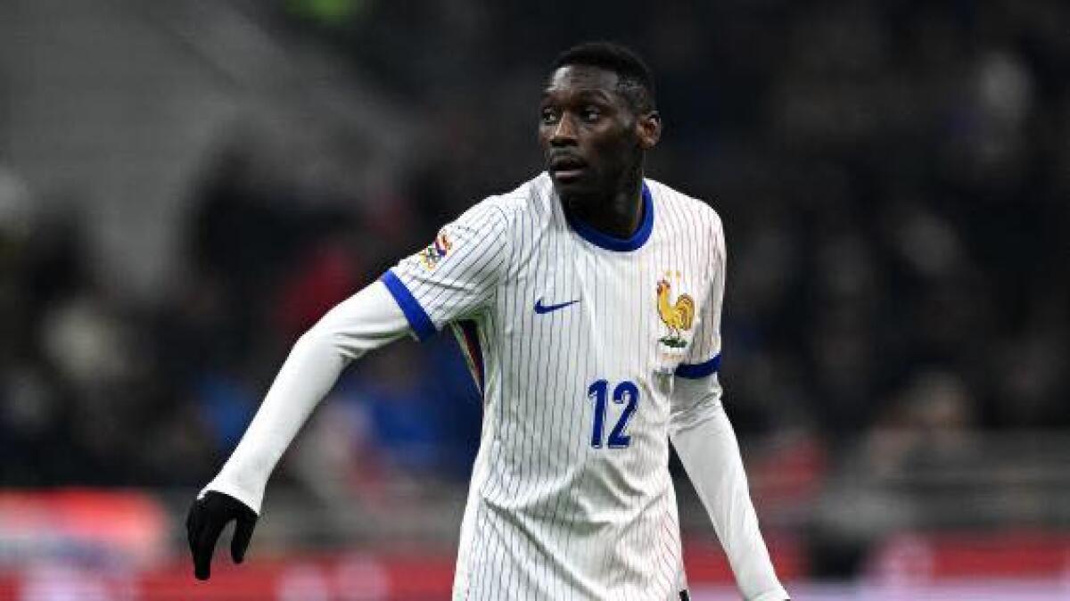 Juventus, difficile la permanenza di Kolo Muani: le ultime - 