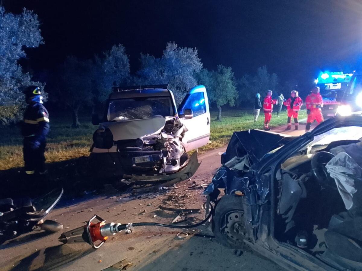 Cerignola, scontro tra due auto: morto un uomo - 