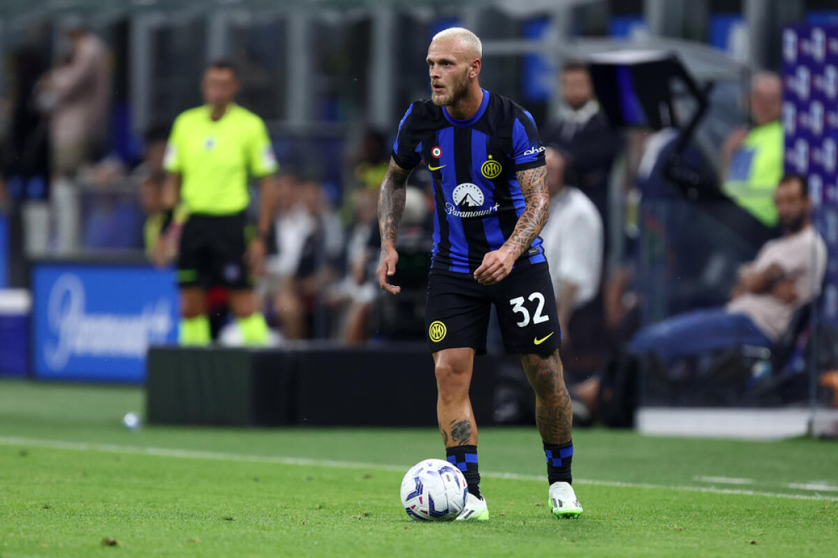 Inter, la lettera di Dimarco: "Sono giorni che non riesco a pensare ad altro" - Milano, Italy. 19 Agusut 2023 . Federico Dimarco of Fc Internazionale during the Serie A football match between Fc Internazionale and Ac Monza.