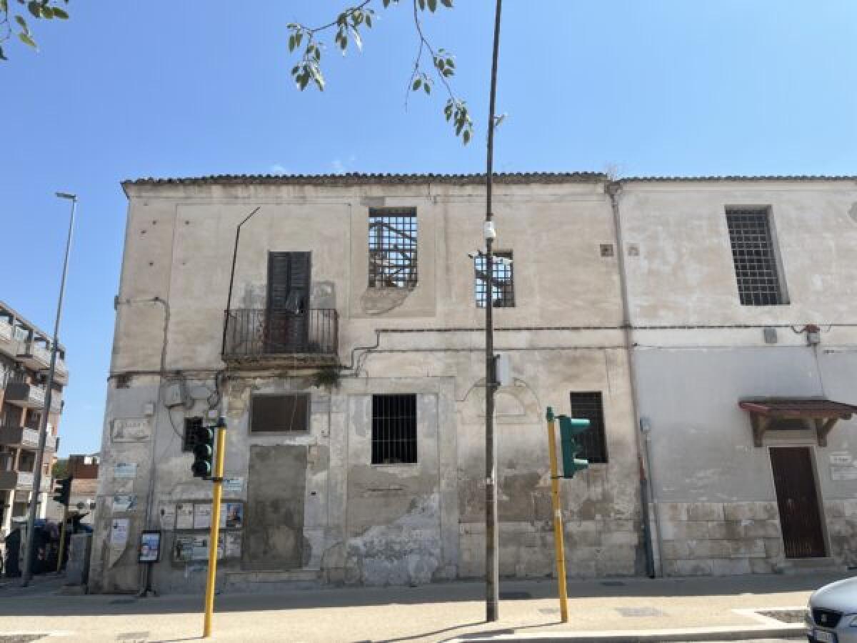 Sant’Eligio crolla nell’indifferenza: Angiola accusa l’abbandono della memoria storica di Foggia - 