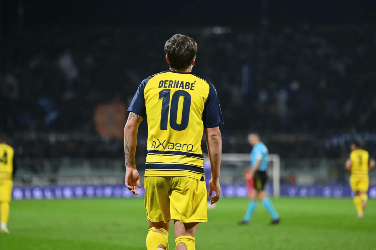 Fiorentina, servono rinforzi a centrocampo: piace Bernabé - 