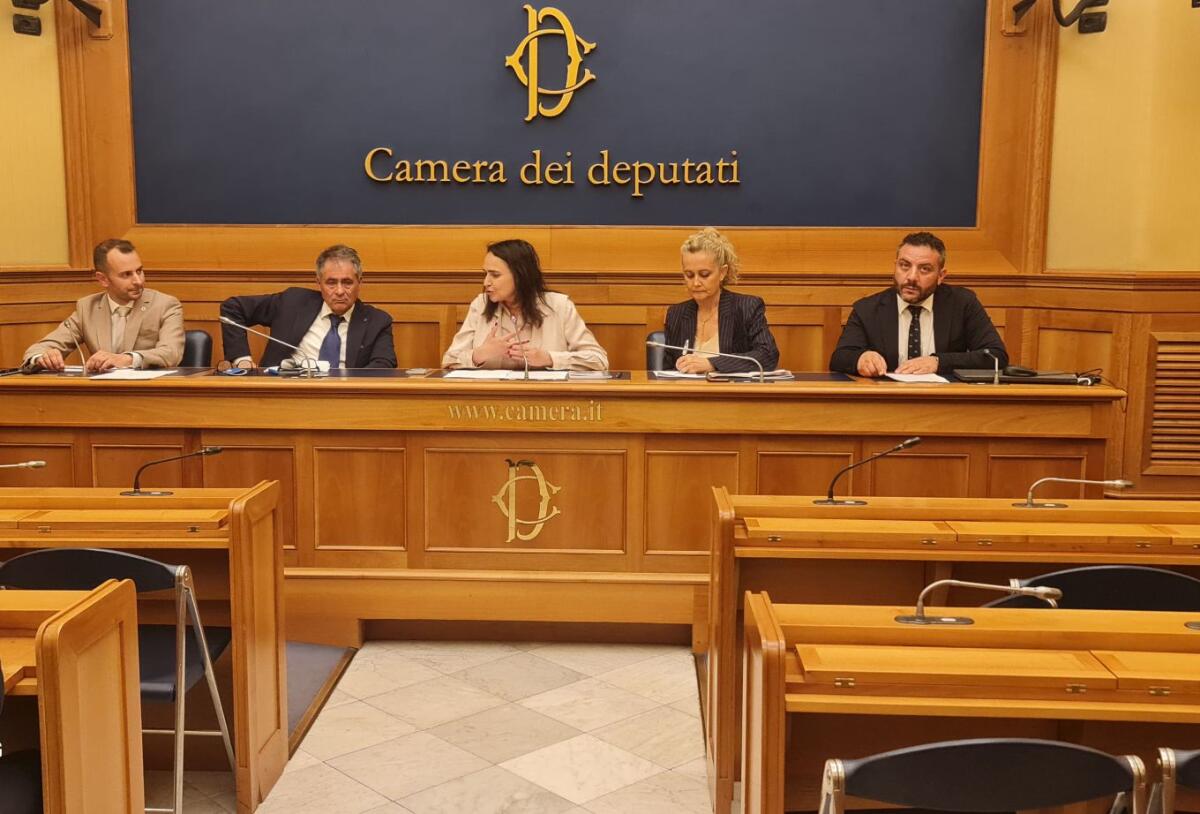 Piccoli Comuni: alla Camera dei Deputati la sfida per invertire l’emorragia dei territori marginali - 