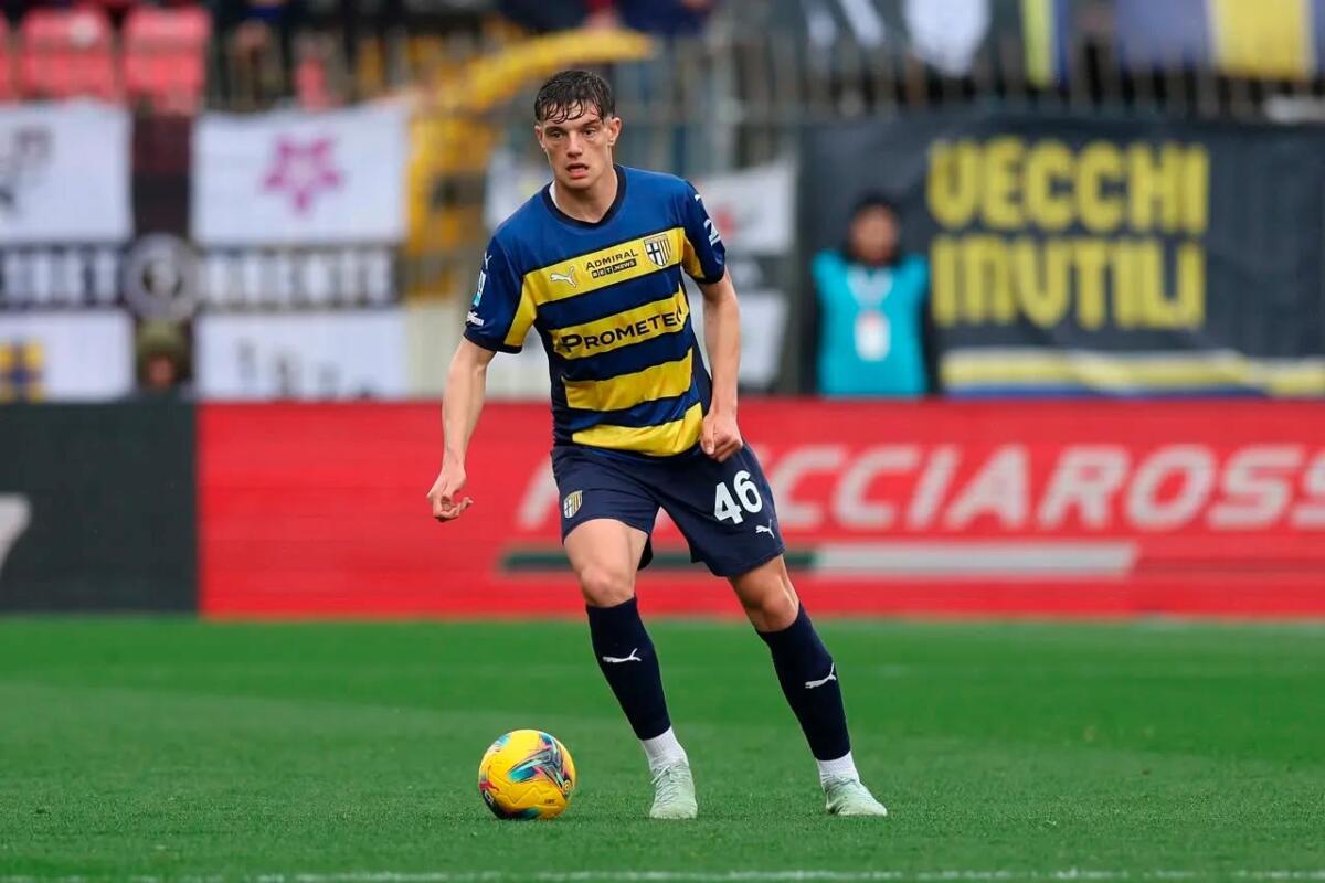 Milan, la carta Liberali per arrivare a Leoni - MONZA, ITALY - MARCH 15: Giovanni Leoni of Parma in action during the Serie A match between Monza and Parma at U-Power Stadium on March 15, 2025 in Monza, Italy. (Photo by Francesco Scaccianoce/Getty Images)