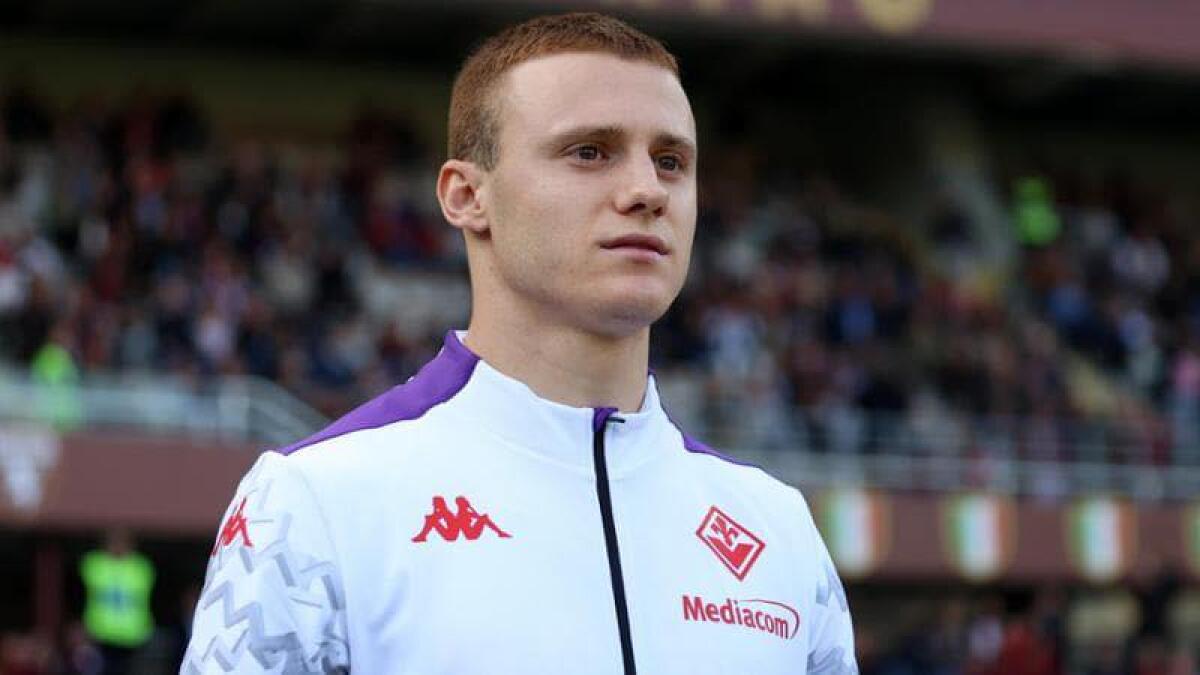 Fiorentina, 35 milioni per Comuzzo dall'Al-Hilal: ora decide il giocatore - 