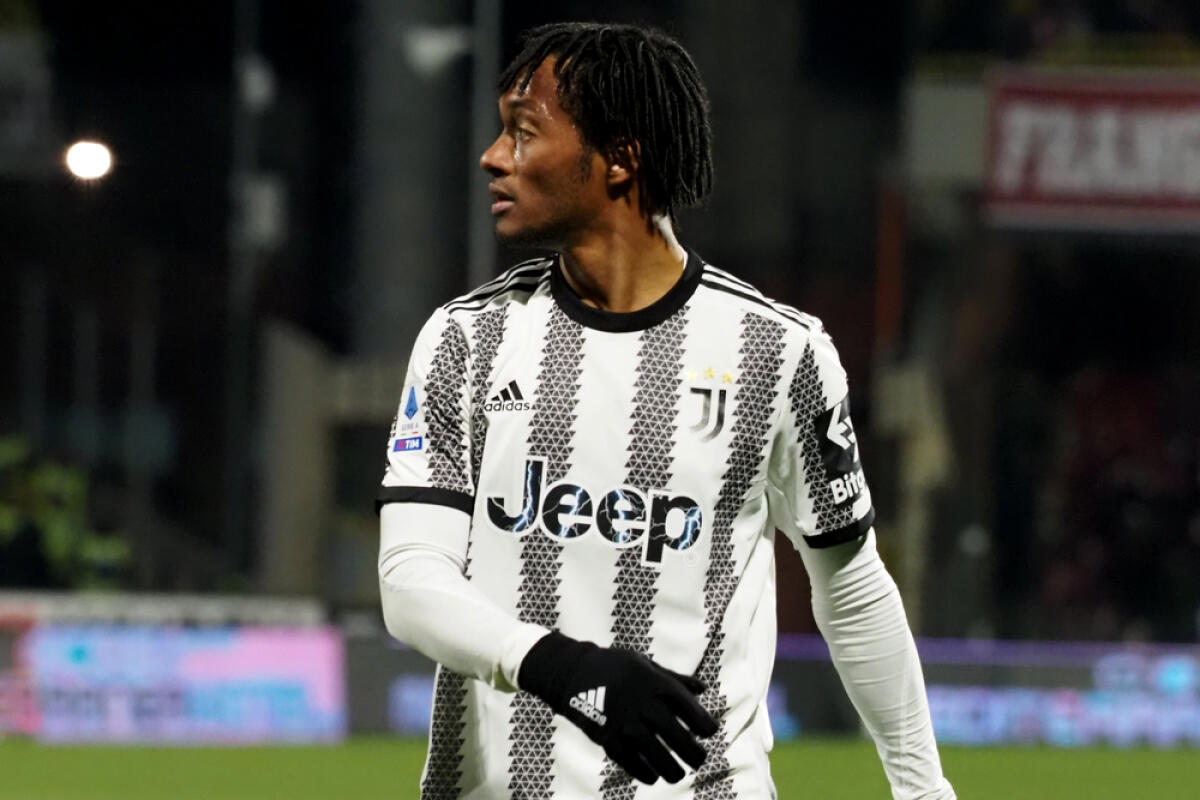 Pisa, ecco Caudrado: "Contento per questa grande sfida" - Juan Cuadrado player of Juventus, during the match of the Italian Serie A league between Salernitana vs Juventus final result, Salernitana 0, Juventus 
3, match played at the Arechi stadium.