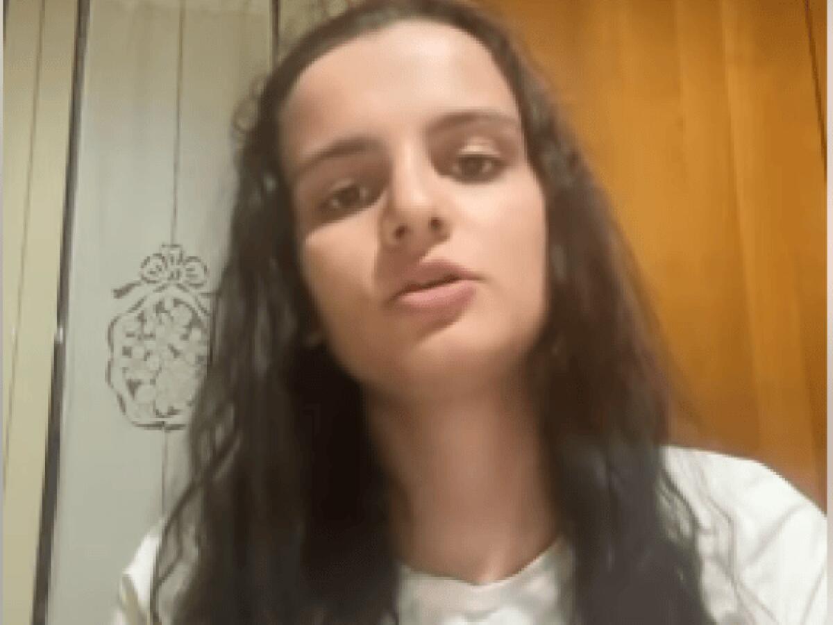 Foggia, 19enne vittima di fotomontaggi hard: «La mia vita è un incubo» - 