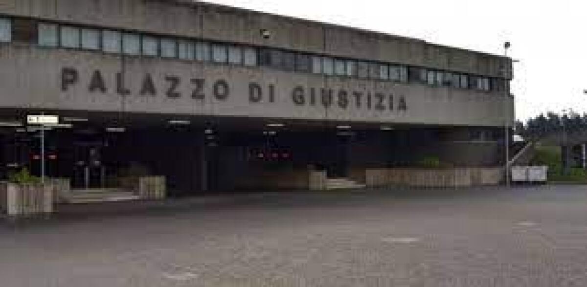 Processo "Mari e Monti": sei all'ordinario e 44 con abbreviato - 