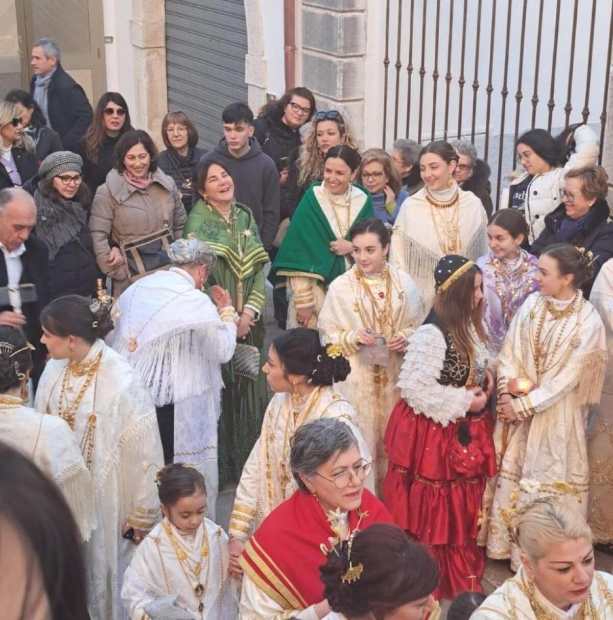 Il prossimo 11 novembre si celebra per la prima volta la Giornata Nazionale degli Abiti Storici - 