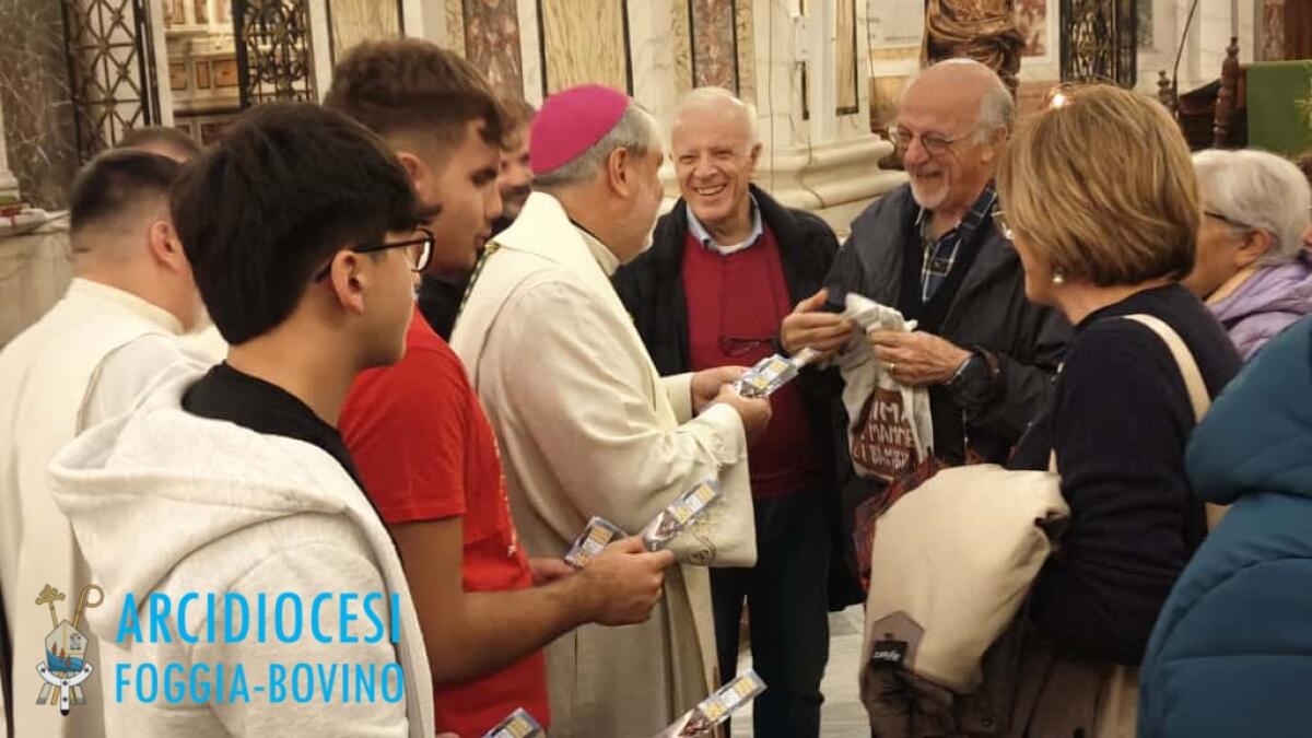 Foggia, il Vescovo celebra in Cattedrale la Veglia missionaria - 