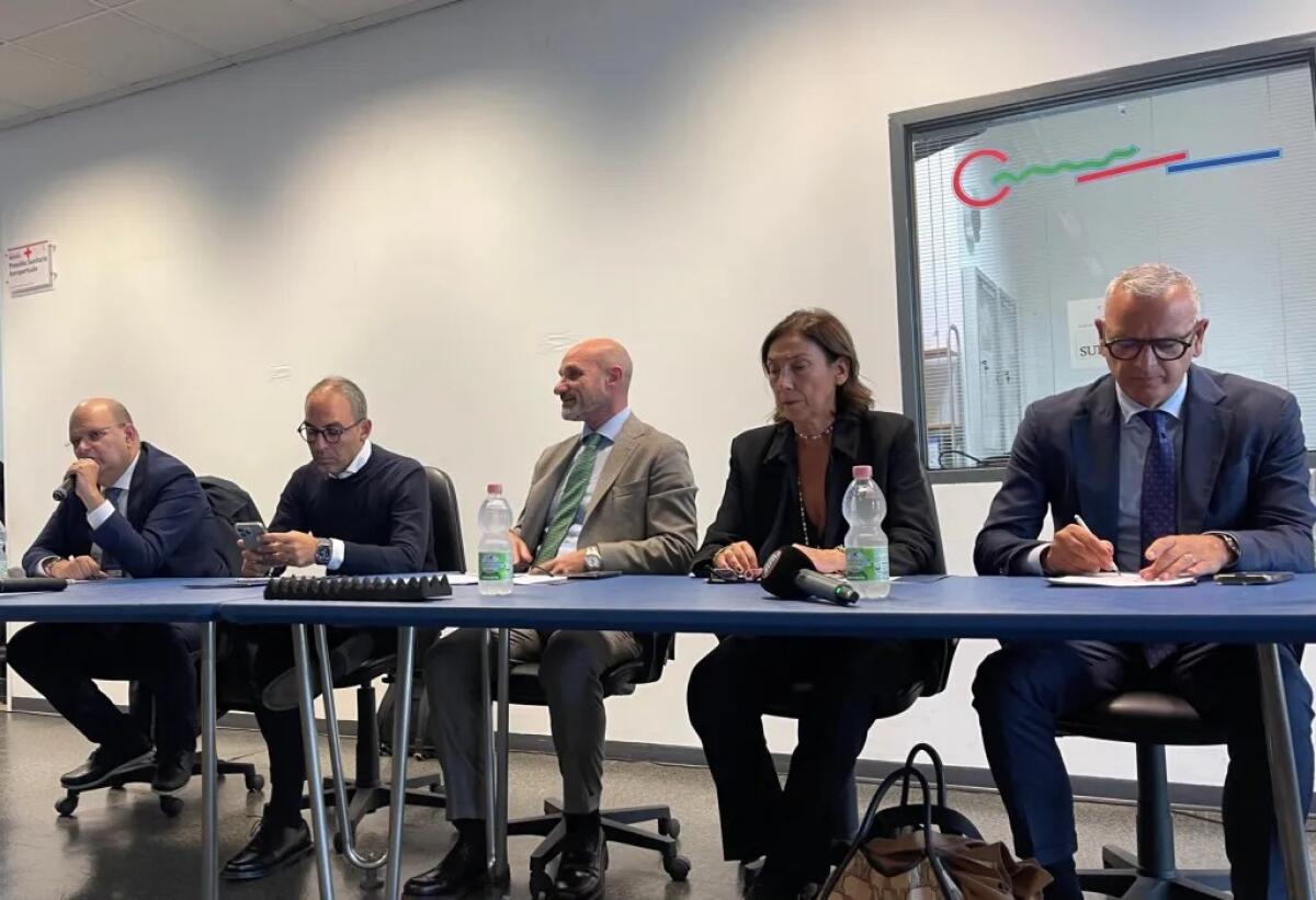 Foggia, Aeroitalia si presenta - 