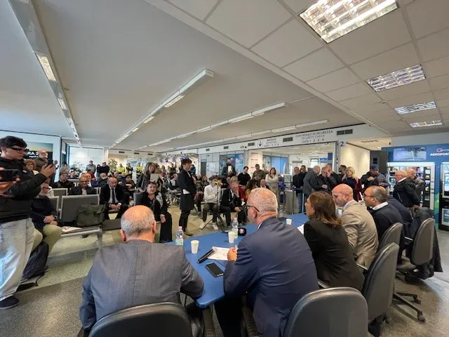 Foggia, Aeroitalia si presenta