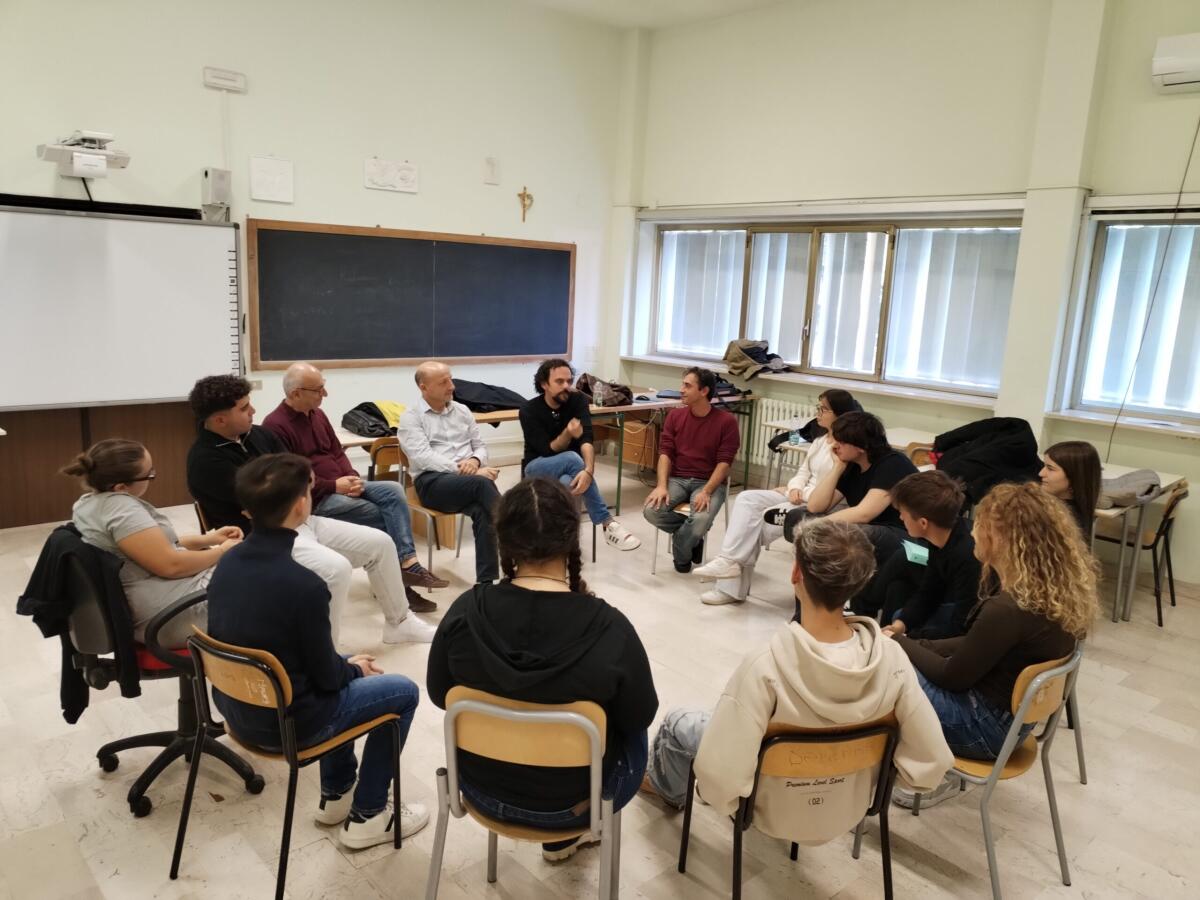Foggia, progetto istituti Volta e Pascal per contrastare il gioco d'azzardo patologico - 