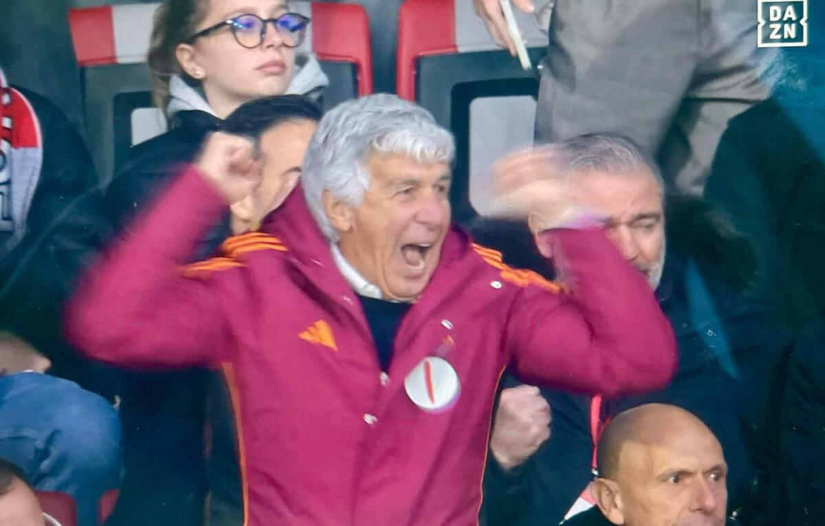 Gasperini viene espulso ed esplode di rabbia: "Non ho detto niente!" - 