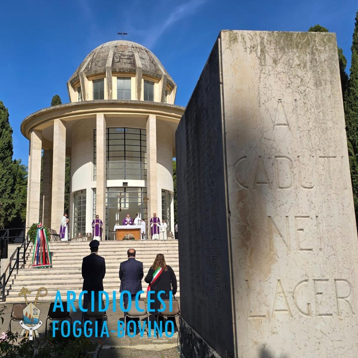 Foggia, autorità e fedeli alla Messa del Vescovo in suffragio dei defunti - 