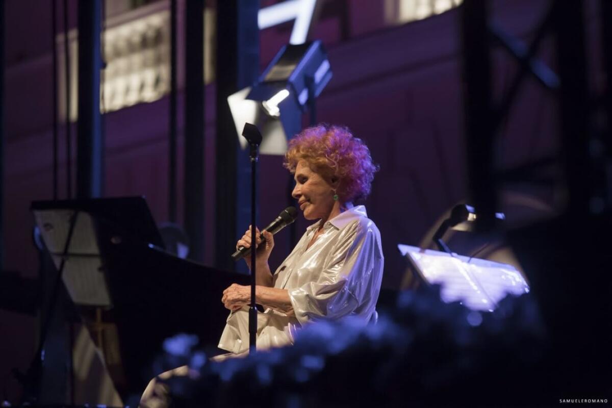 Foggia, anche il Comune ricorda Ornella Vanoni - 