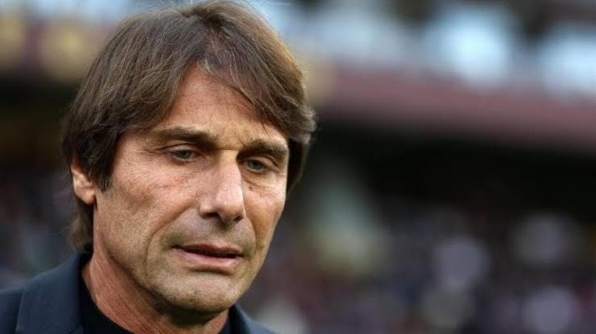Napoli, chiuso per Giovane - 
