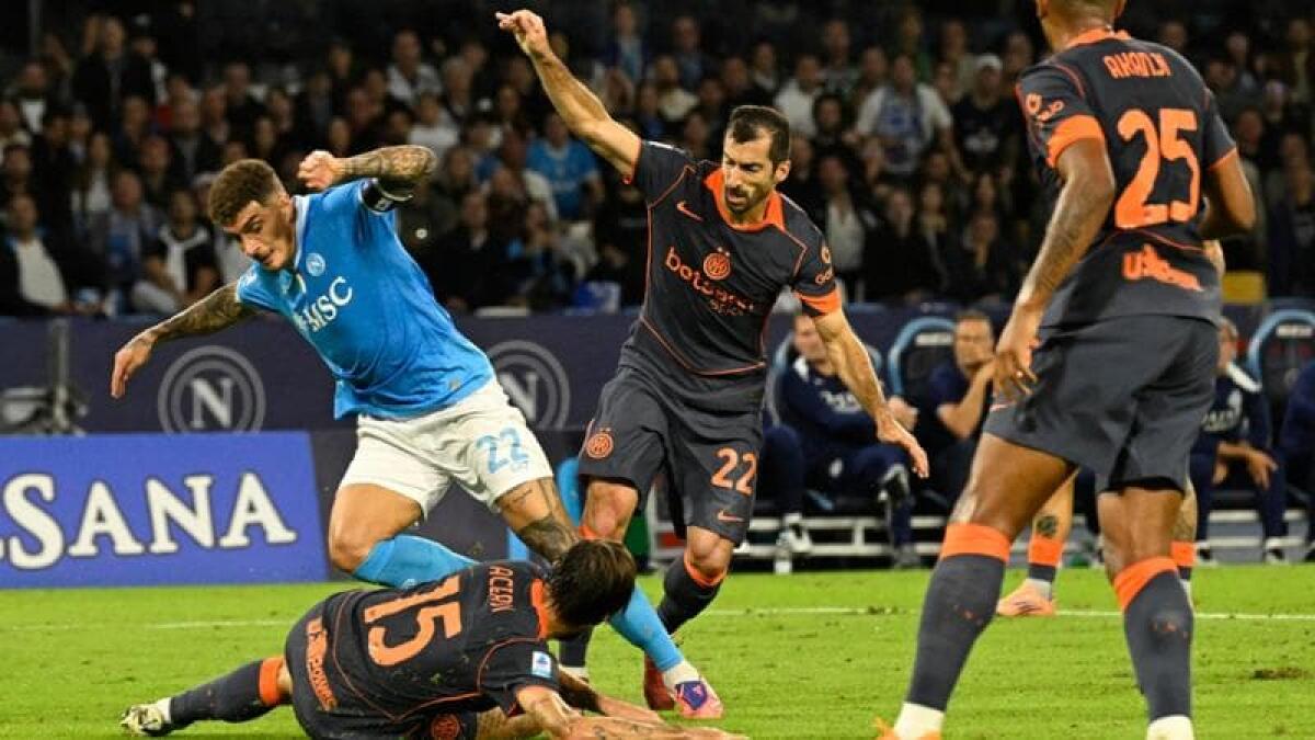 Infermiera sempre più piena a Napoli - Napoli Inter rigore su Di Lorenzo