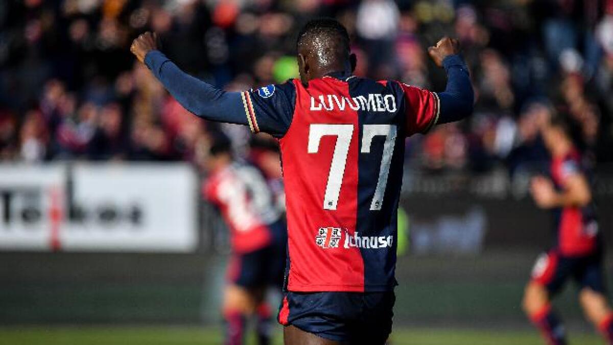 Fiorentina-Cagliari: Luvumbo che fa? - Luvumbo attaccante del Cagliari