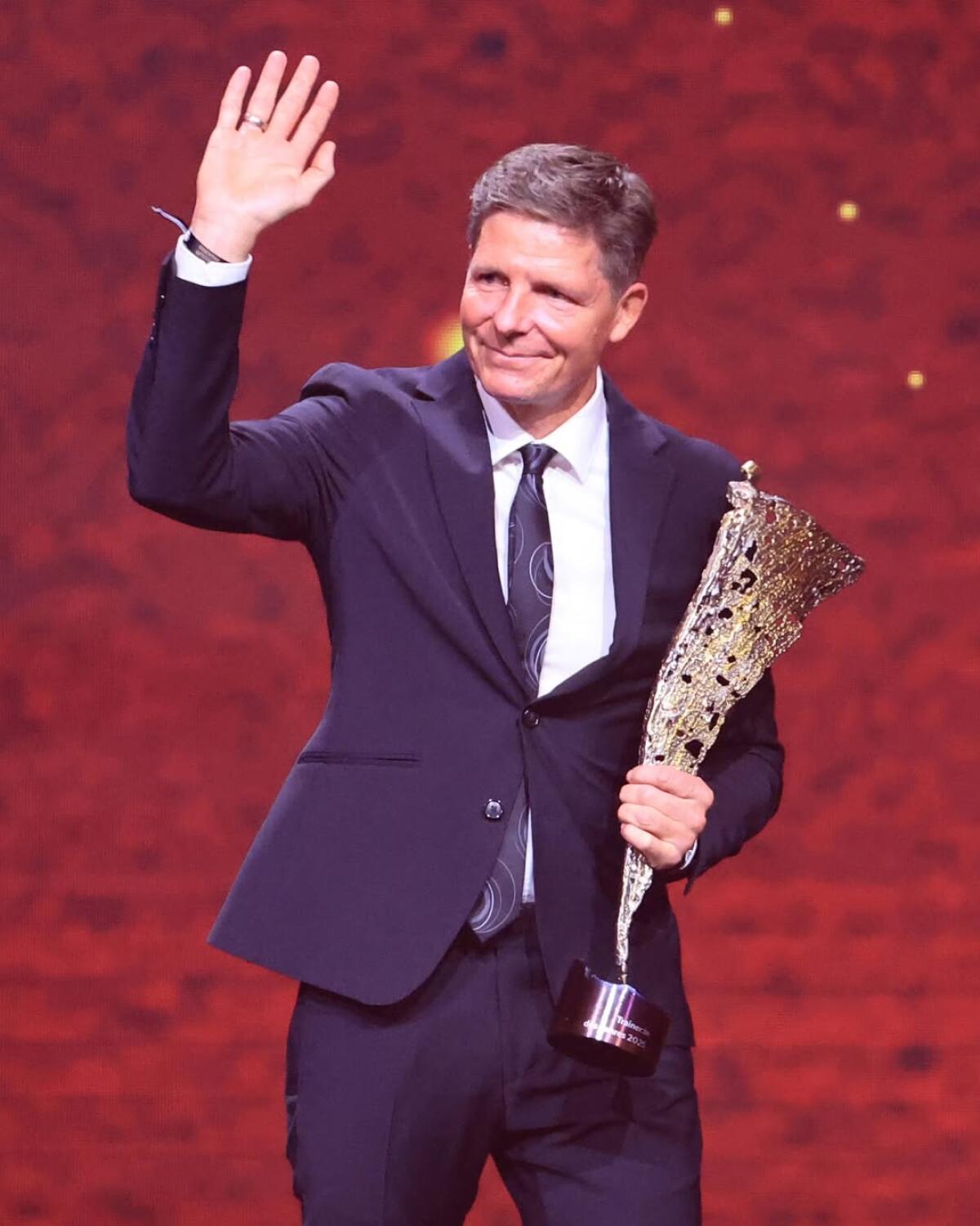 Milan: Oliver Glasner aspetta i rossoneri - 