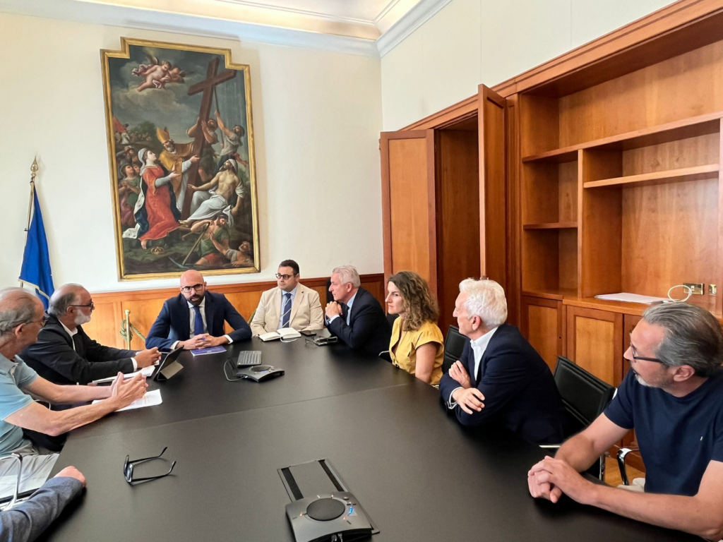 Superstrada del Gargano, svolta vicina: Gatta incassa il via libera del Mit. Cantieri a giugno e 395 milioni per la Vico-Peschici