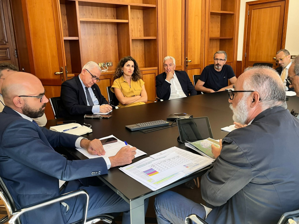 Superstrada del Gargano, svolta vicina: Gatta incassa il via libera del Mit. Cantieri a giugno e 395 milioni per la Vico-Peschici