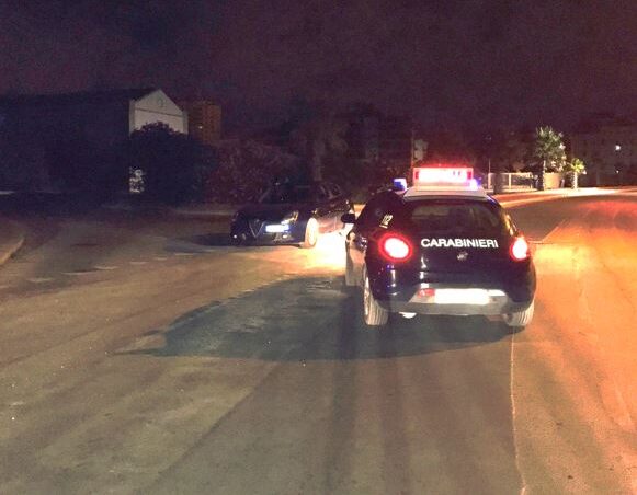 Torremaggiore, uomo accoltellato al termine di un litigio nella villa comunale