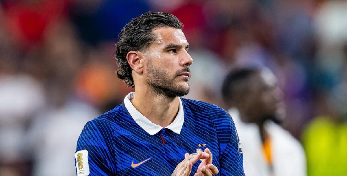Theo Hernandez sogna l'Italia: si propone a Napoli e Juve - 