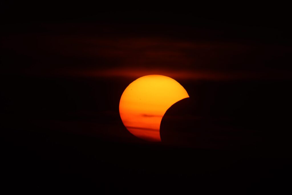 L’eclissi sul Gargano, lo spettacolo del Sole negli scatti degli Astrofili di Capitanata