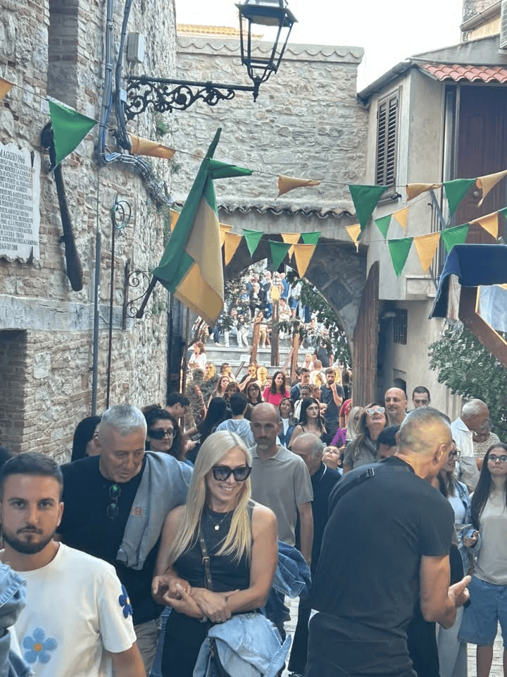 Folla e grande partecipazione a Pietramontecorvino per la trentanovesima edizione di "Suoni, Sapori e Colori di Terravecchia"